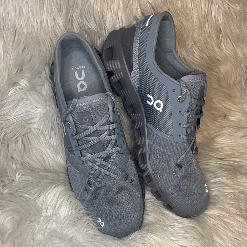 On Cloud x3 Running Men's Ultra lightweight Sneakers in Gray